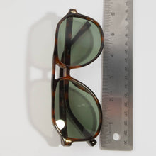 Load image into Gallery viewer, Retro Navigator Aviator Sunglasses With Tinted Lens
