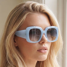 Load image into Gallery viewer, Chunky Oversized Square Sunglasses
