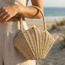 Load image into Gallery viewer, Straw Shell Shape Braided Top Handle Bag