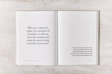 Load image into Gallery viewer, 101 Quotes That Will Change The Way You Think - table book