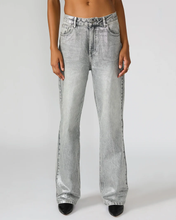 Load image into Gallery viewer, Steve Madden Straight Leg Metallic Jeans