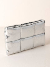 Load image into Gallery viewer, SKYLER ZIP POUCH: Silver
