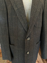 Load image into Gallery viewer, Vintage Burberry Brown Plaid Men’s Blazer
