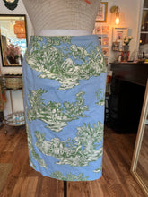 Load image into Gallery viewer, Vintage Toile Pattern Skirt
