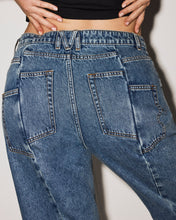 Load image into Gallery viewer, Steve Madden Seamed Sydnee Jean
