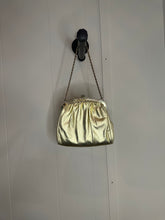 Load image into Gallery viewer, Vintage Gold Chain Purse
