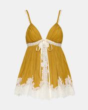 Load image into Gallery viewer, Steve Madden Macie Lace Top
