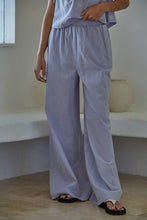 Load image into Gallery viewer, Striped Wide Leg Pants w/ Pockets
