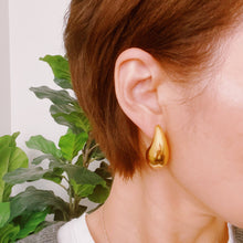 Load image into Gallery viewer, Statement Hollow Teardrop Stud Earrings: Gold
