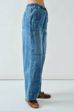 Load image into Gallery viewer, Aaron &amp; Amber Drawstring Waist Straight Soft Denim Pants
