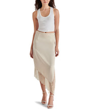 Load image into Gallery viewer, Steve Madden Carrie-Anne Skirt
