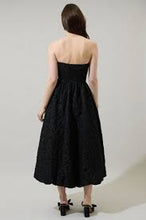 Load image into Gallery viewer, Sugarlips Jacquard Belle Strapless Maxi Dress
