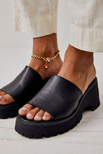 Load image into Gallery viewer, Free People Winona Wedge Sandal
