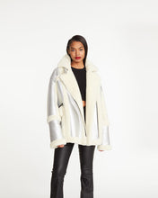 Load image into Gallery viewer, Steve Madden Freeman Coat
